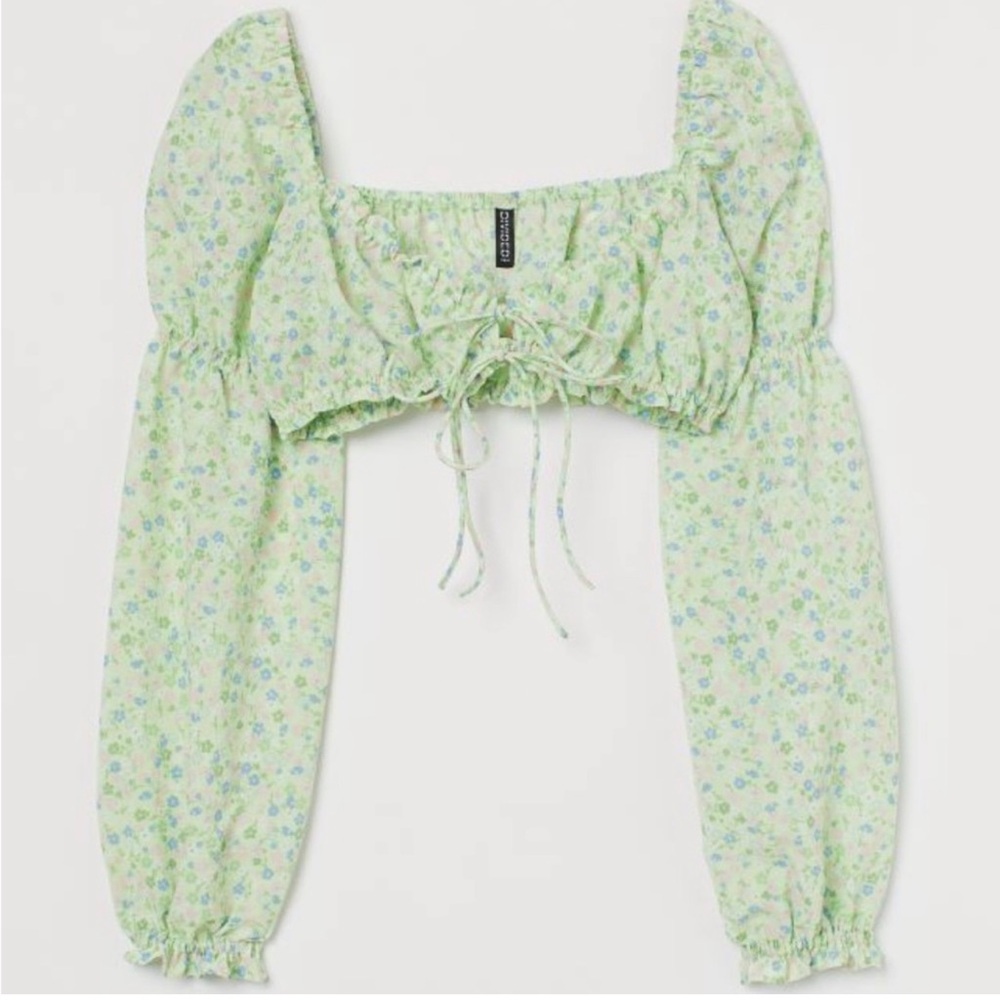 🌼 H&M Divided Women’s Green Floral Cropped Long Sleeve Tie Front Top S